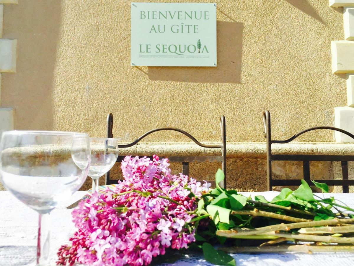Le Manoir Sequoia Hotel Airvault Buitenkant foto